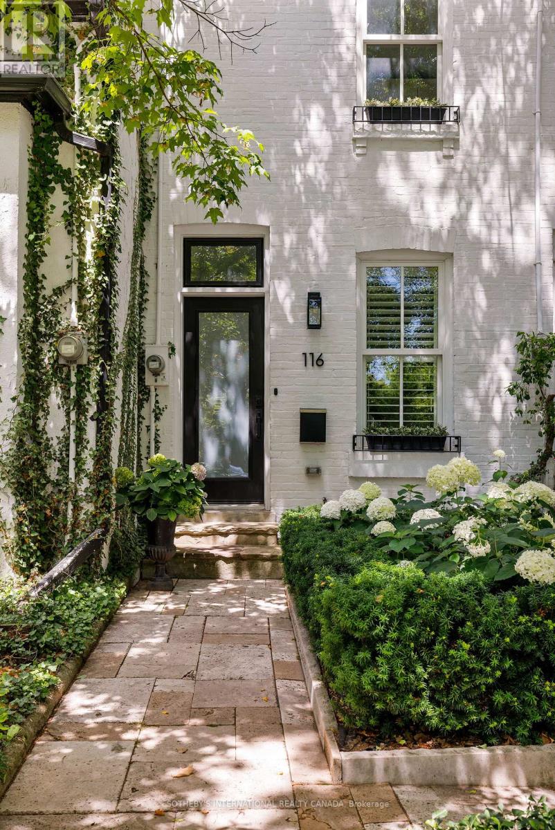 MLS® listing #28663714 for sale located at 116 SHAFTESBURY AVENUE