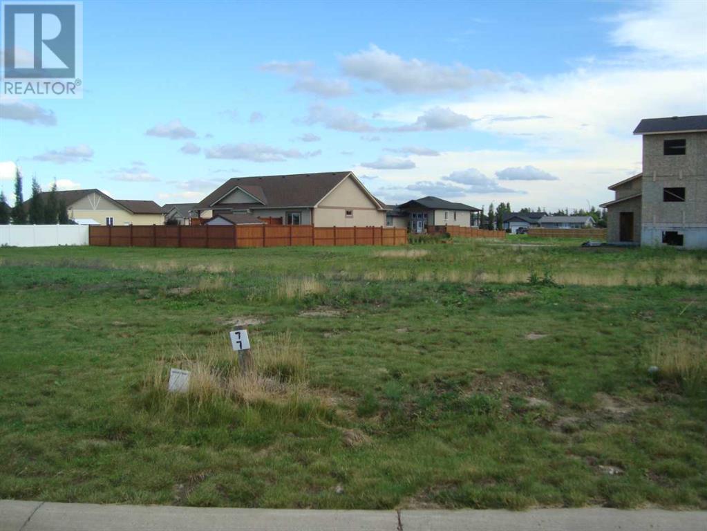 MLS® listing #28667979 for sale located at 533 Coulee Trail