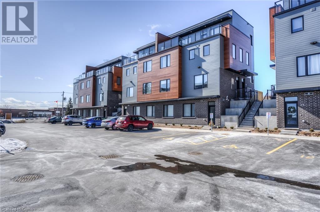 MLS® listing #28668485 for sale located at 54 BRIDGE Street W Unit# 11