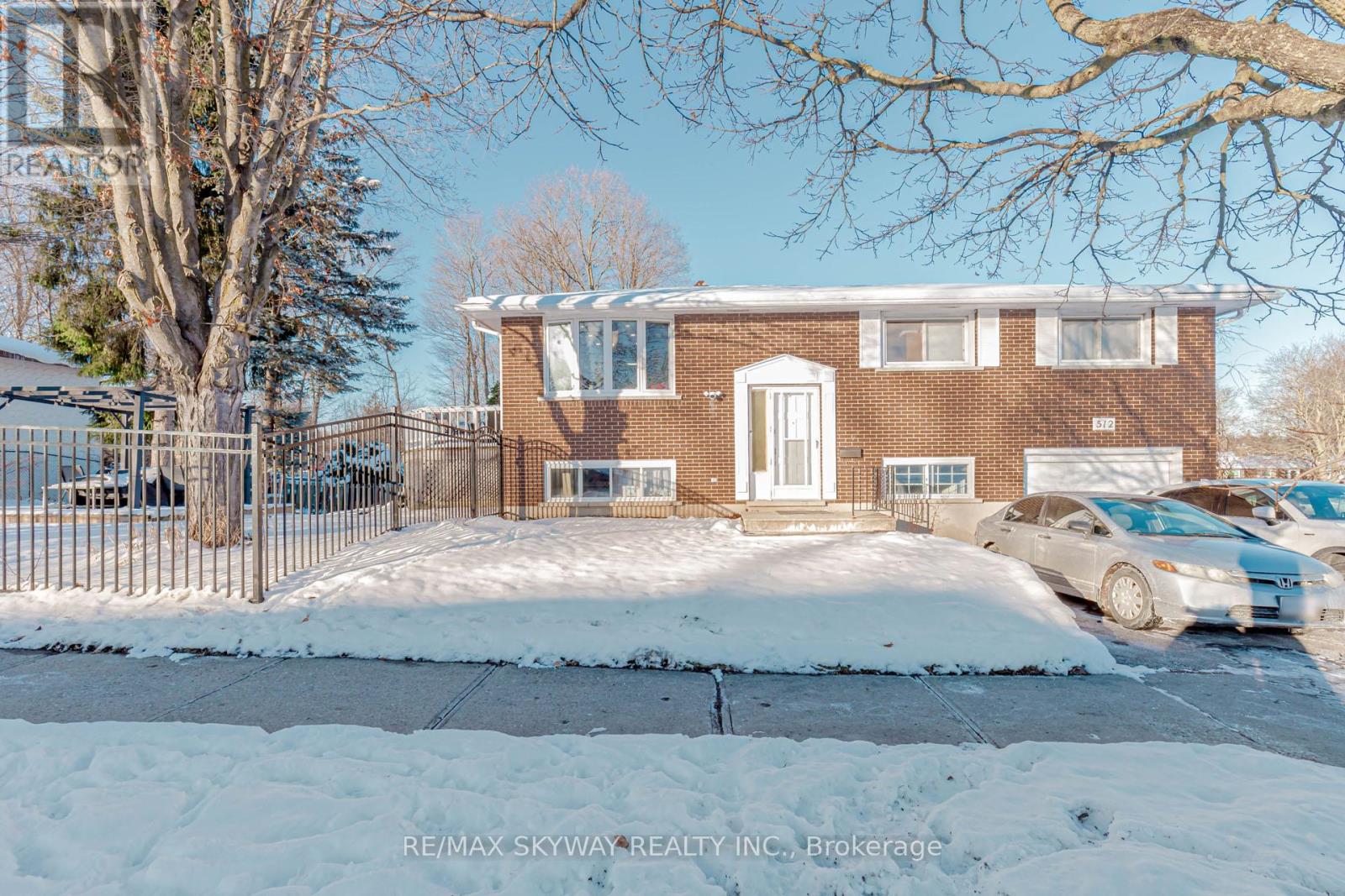 MLS® listing #28674800 for sale located at 512 GLENDENE CRESCENT