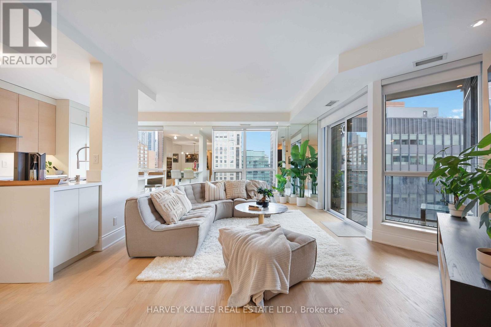 MLS® listing #28676444 for sale located at 1403 - 10 BELLAIR STREET