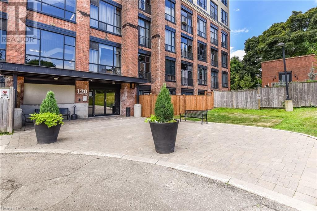 MLS® listing #28678319 for sale located at 120 MANSION Street Unit# 505