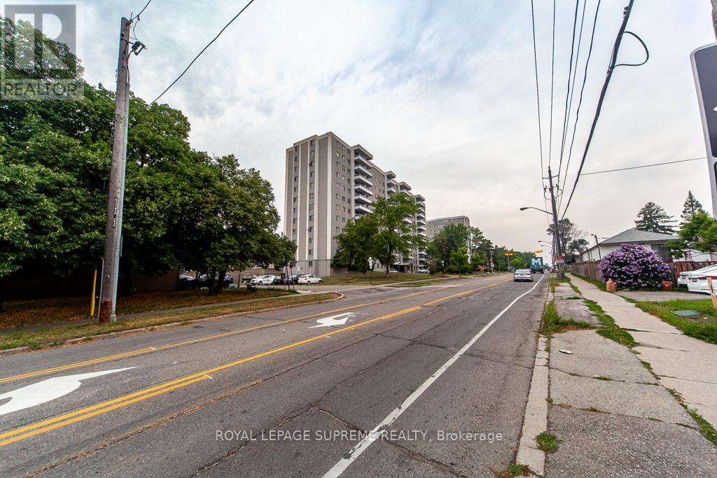 MLS® listing #28679450 for sale located at 908 - 940 CALEDONIA ROAD