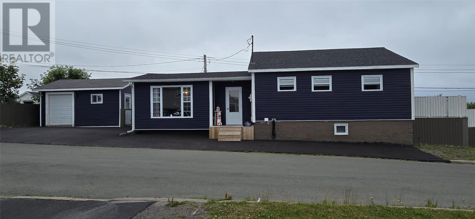 MLS® listing #28680968 for sale located at 16 Edwin Street