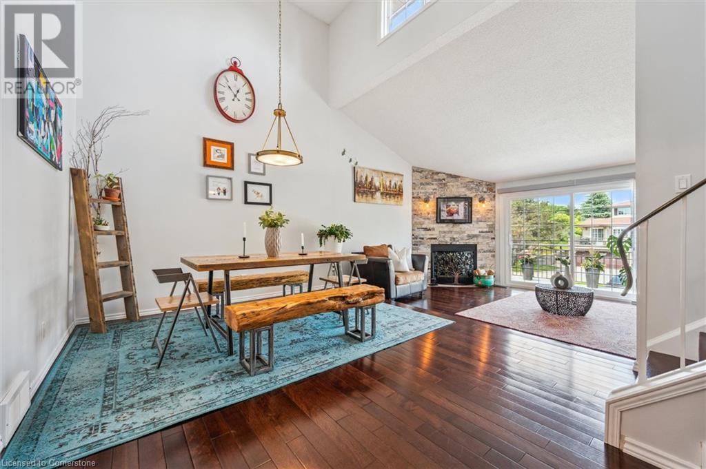 MLS® listing #28681625 for sale located at 454 BEECHWOOD Place Unit# 4