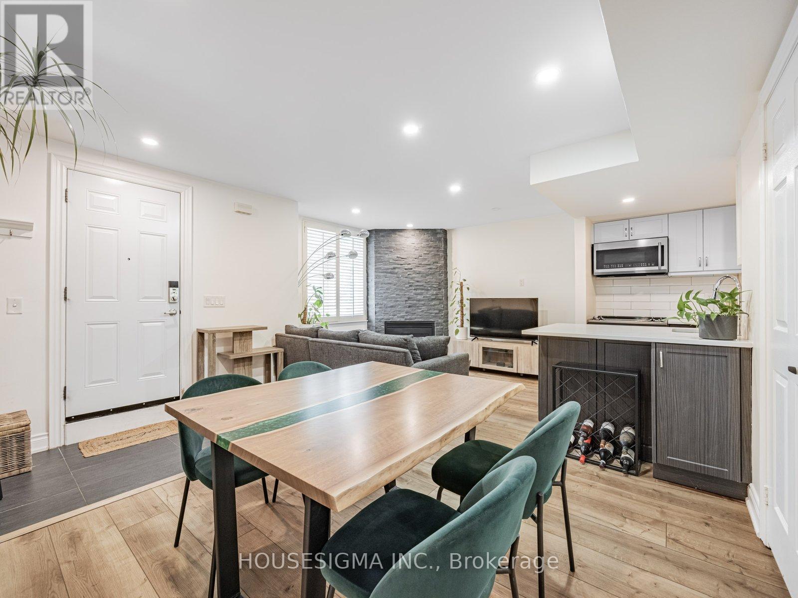 MLS® listing #28688826 for sale located at 5 - 106 REDPATH AVENUE