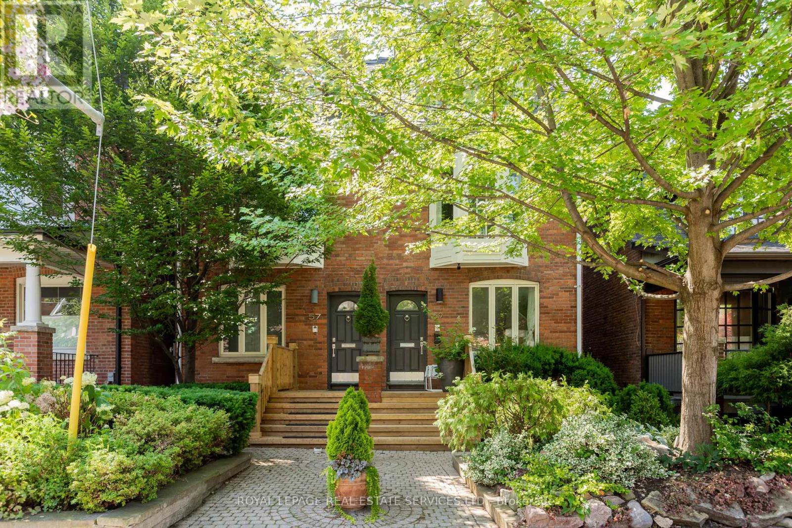 MLS® listing #28688827 for sale located at 59 DUPONT STREET
