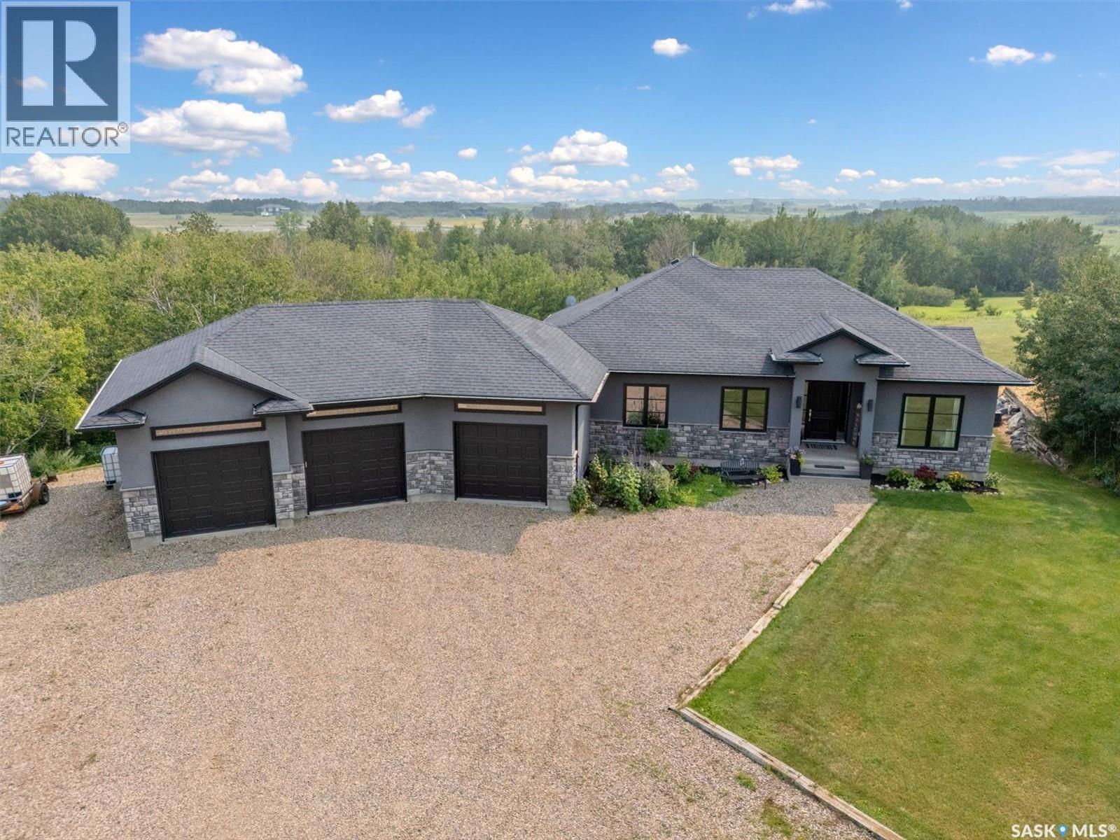 MLS® listing #28690749 for sale located at 121 Valley DRIVE