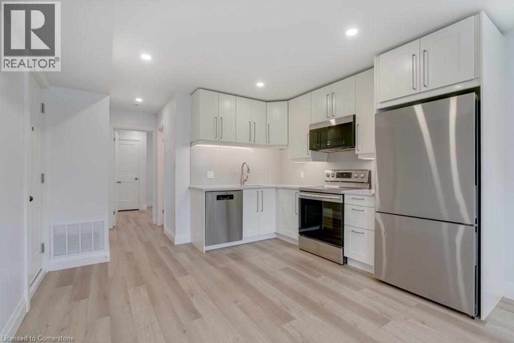 MLS® listing #28695240 for sale located at 225 BRUCE Street Unit# 1