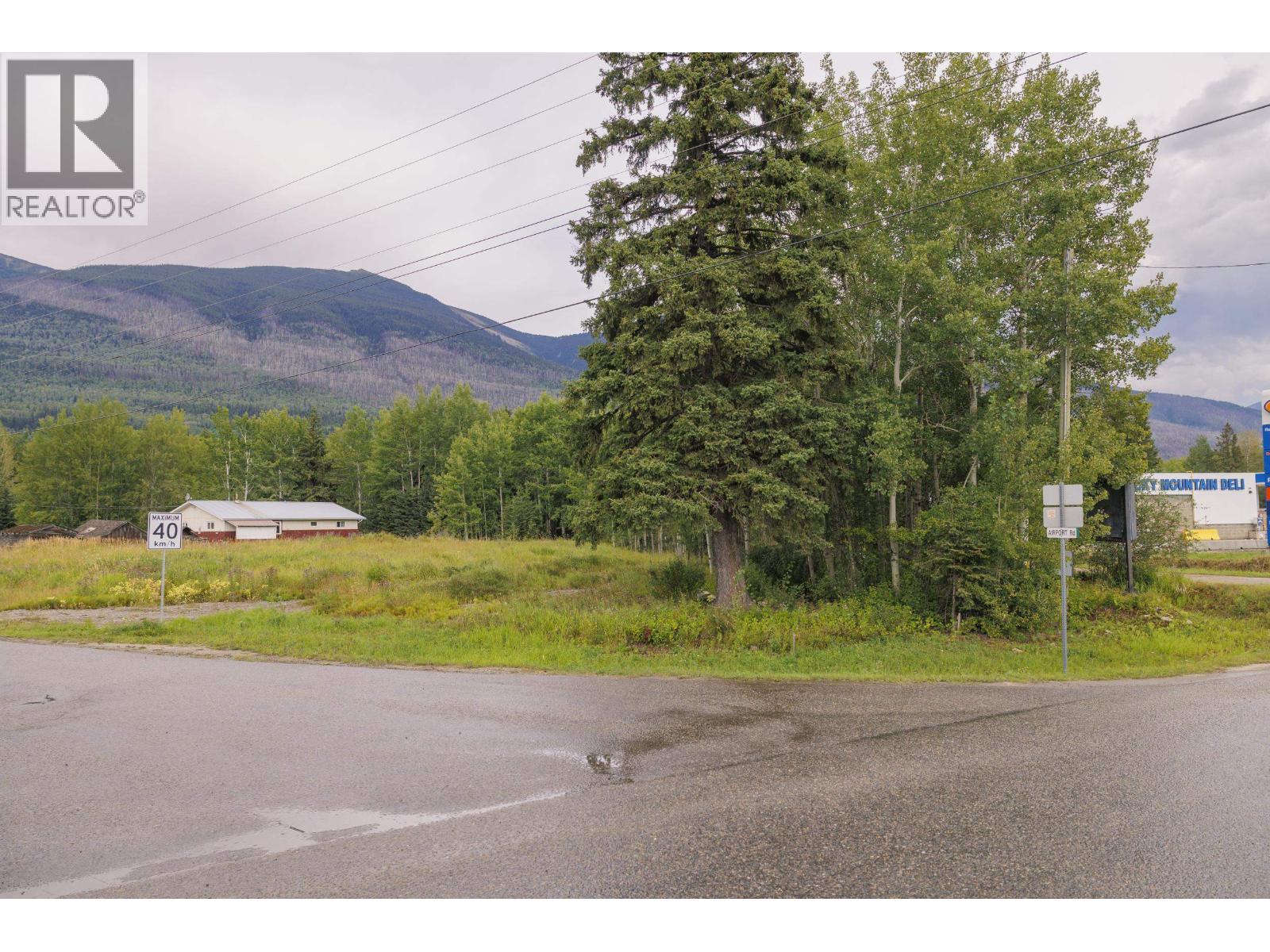 MLS® listing #28697691 for sale located at 790 AIRPORT ROAD