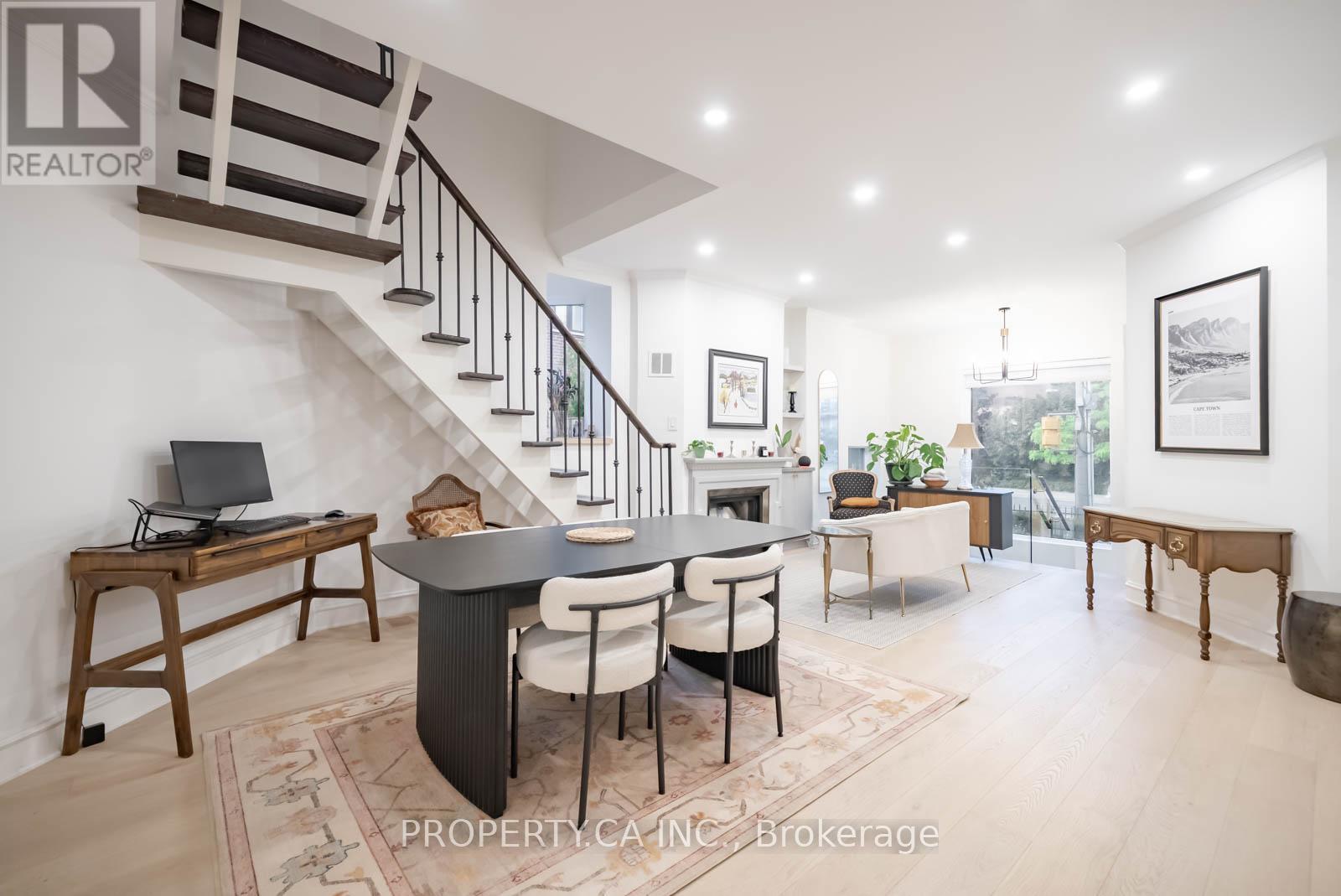 MLS® listing #28701783 for sale located at 5 - 300 AVENUE ROAD