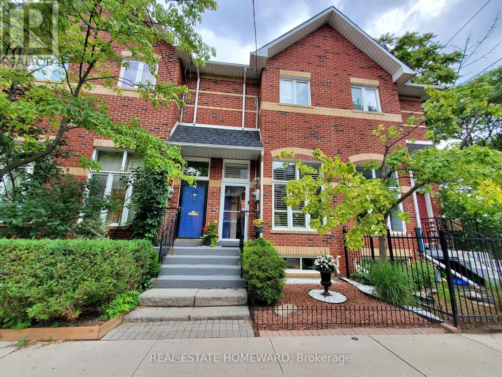 MLS® listing #28703482 for sale located at 257 MILAN STREET