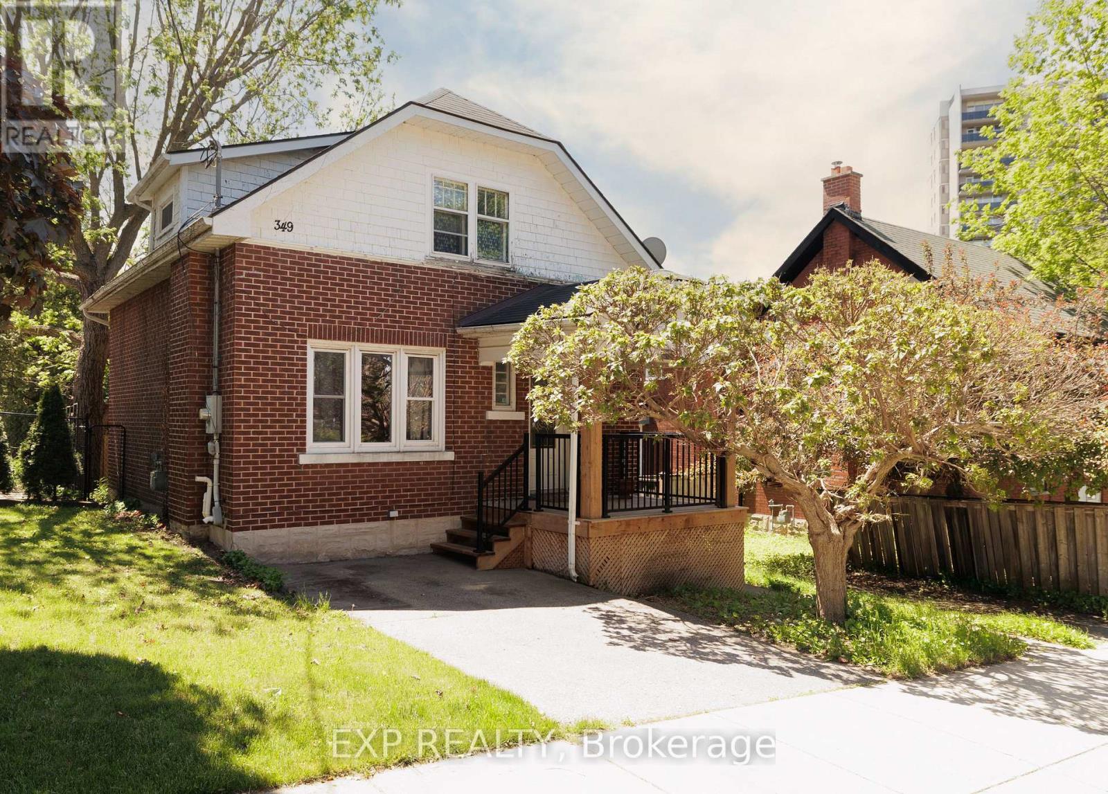 MLS® listing #28705746 for sale located at 349 LUELLA STREET
