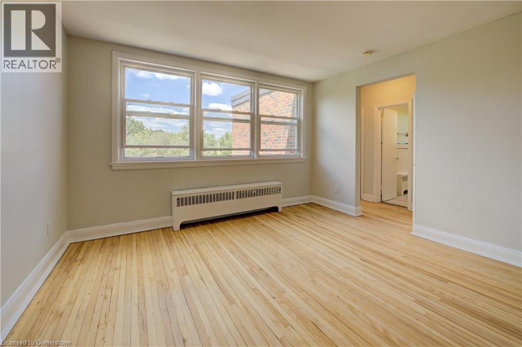 MLS® listing #28706917 for sale located at 141 CHAPEL Street Unit# 13