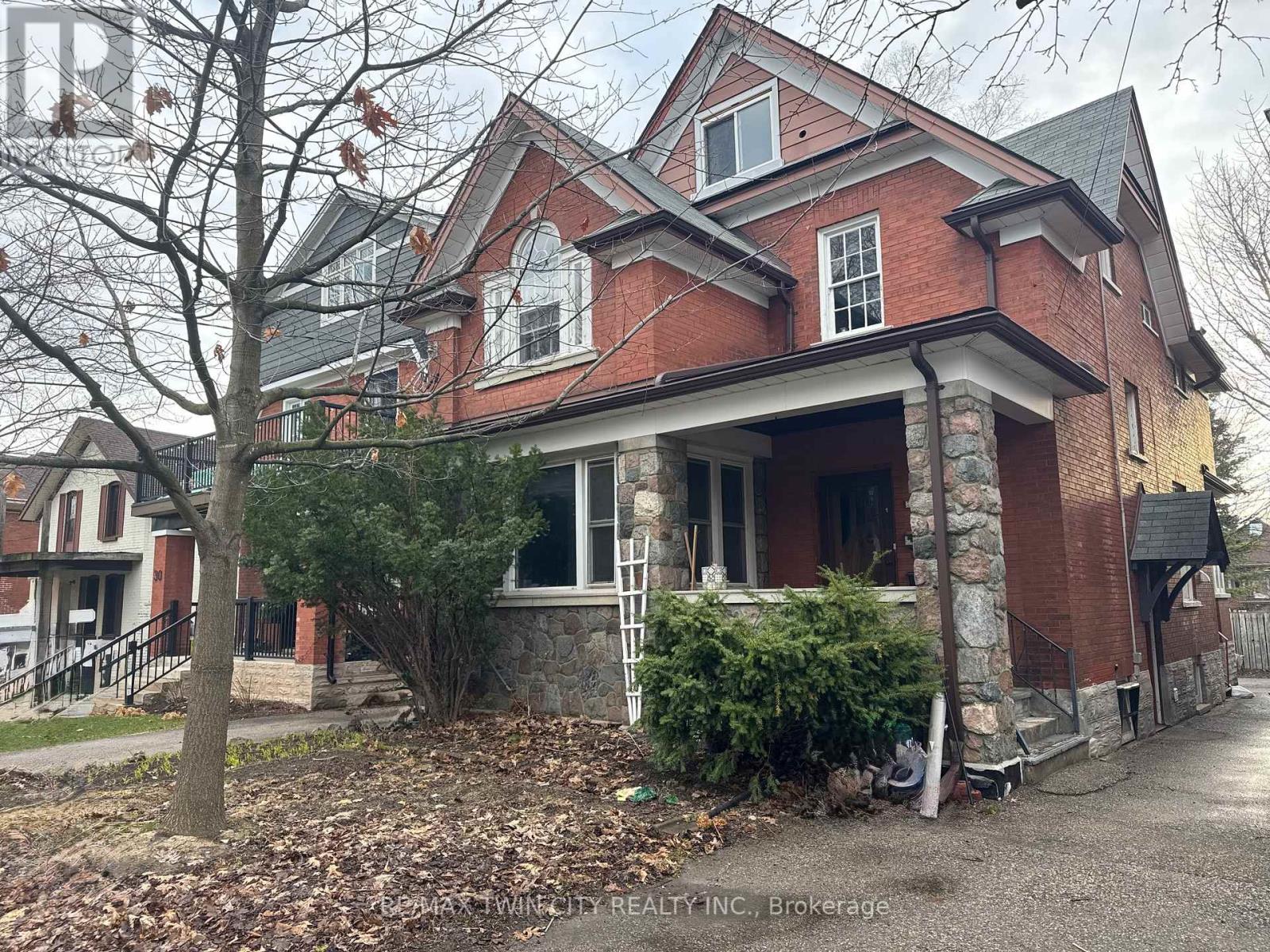 MLS® listing #28715009 for sale located at 32 SIMEON STREET