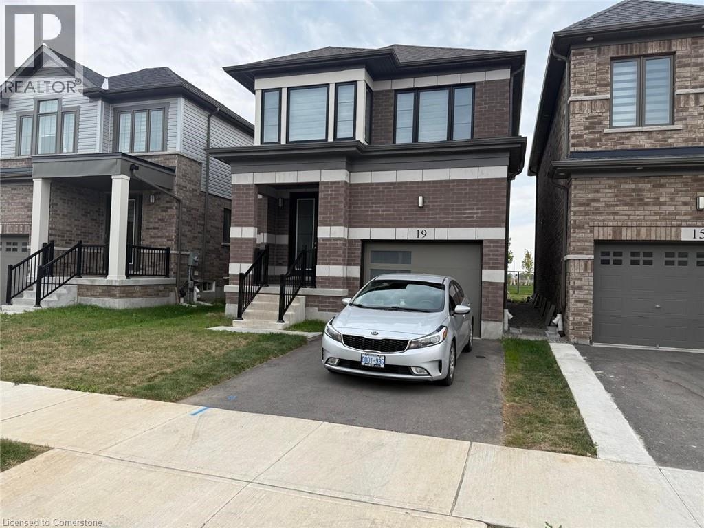 MLS® listing #28715776 for sale located at 19 CROSSMORE Crescent