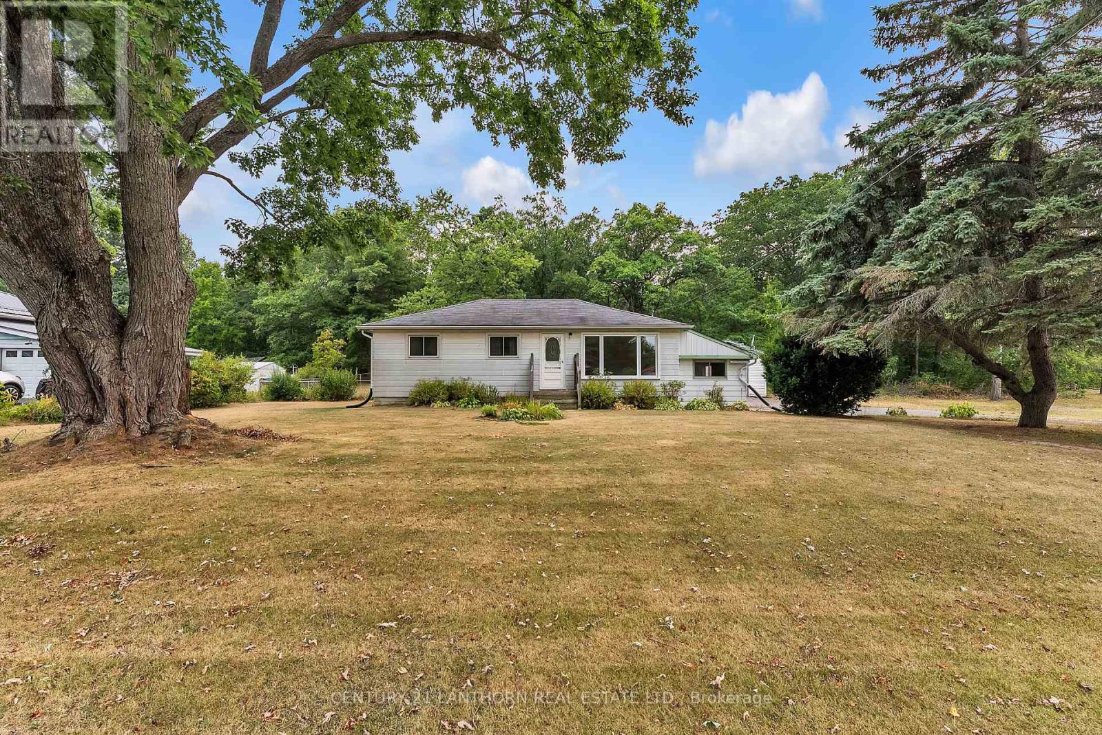 MLS® listing #28715839 for sale located at 34 TURNCLIFFE ROAD