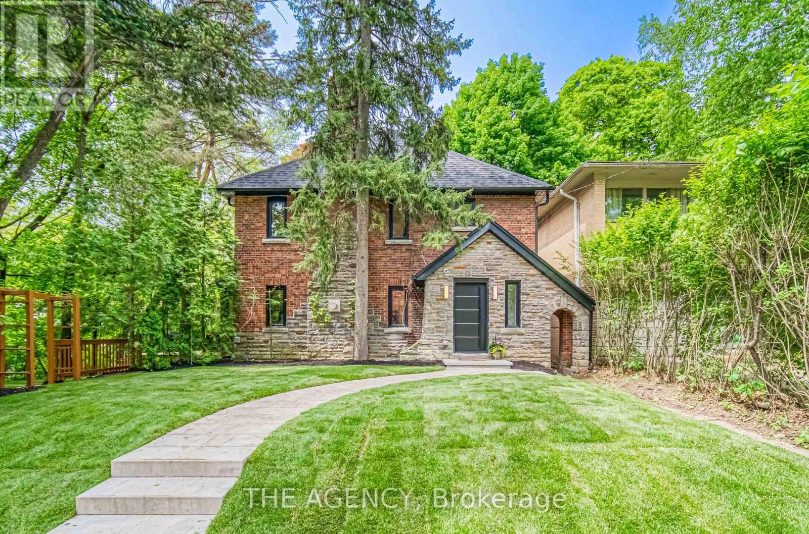 MLS® listing #28716502 for sale located at 16 DUNCANNON DRIVE