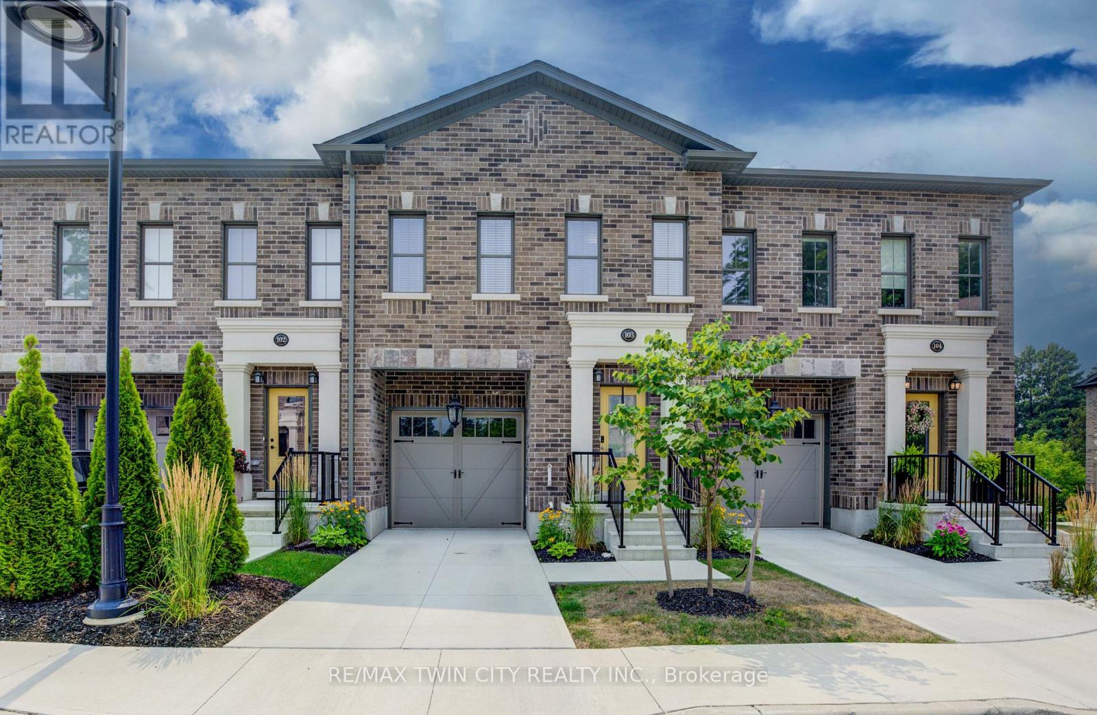 MLS® listing #28716676 for sale located at 103 - 362 FAIRVIEW STREET