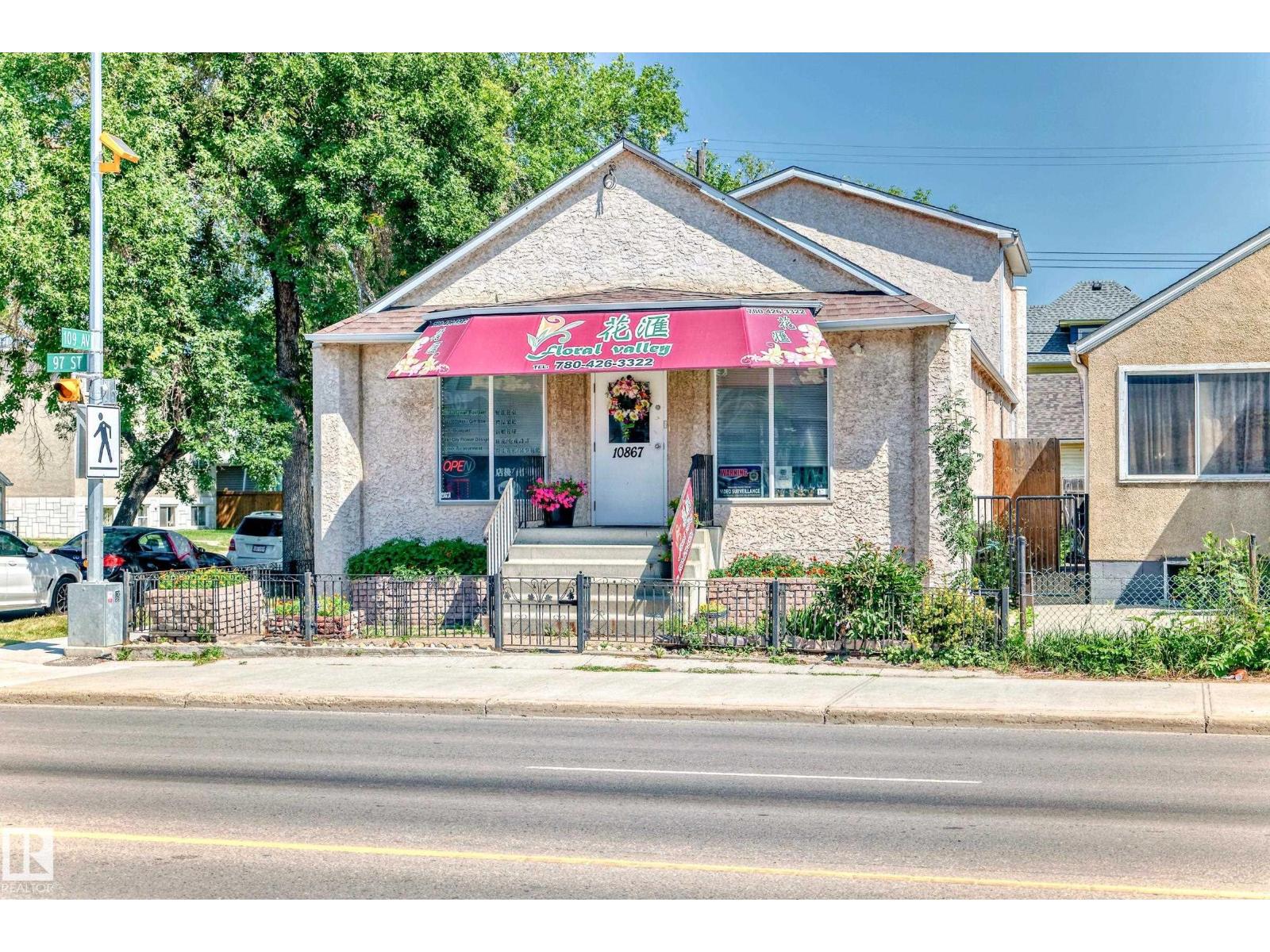 MLS® listing #28720609 for sale located at 10867 97 ST NW