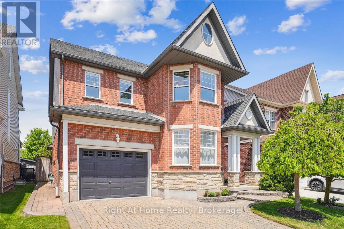 MLS® listing #28720656 for sale located at 122 HAWKSWOOD DRIVE