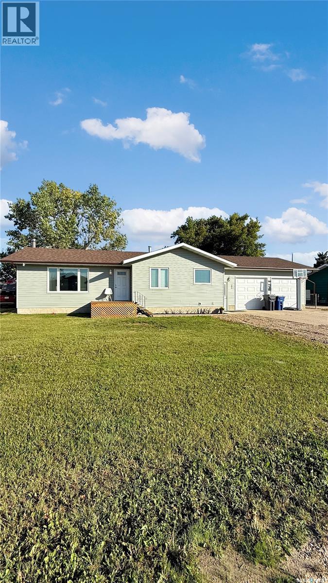 MLS® listing #28721679 for sale located at 405 Lincoln AVENUE