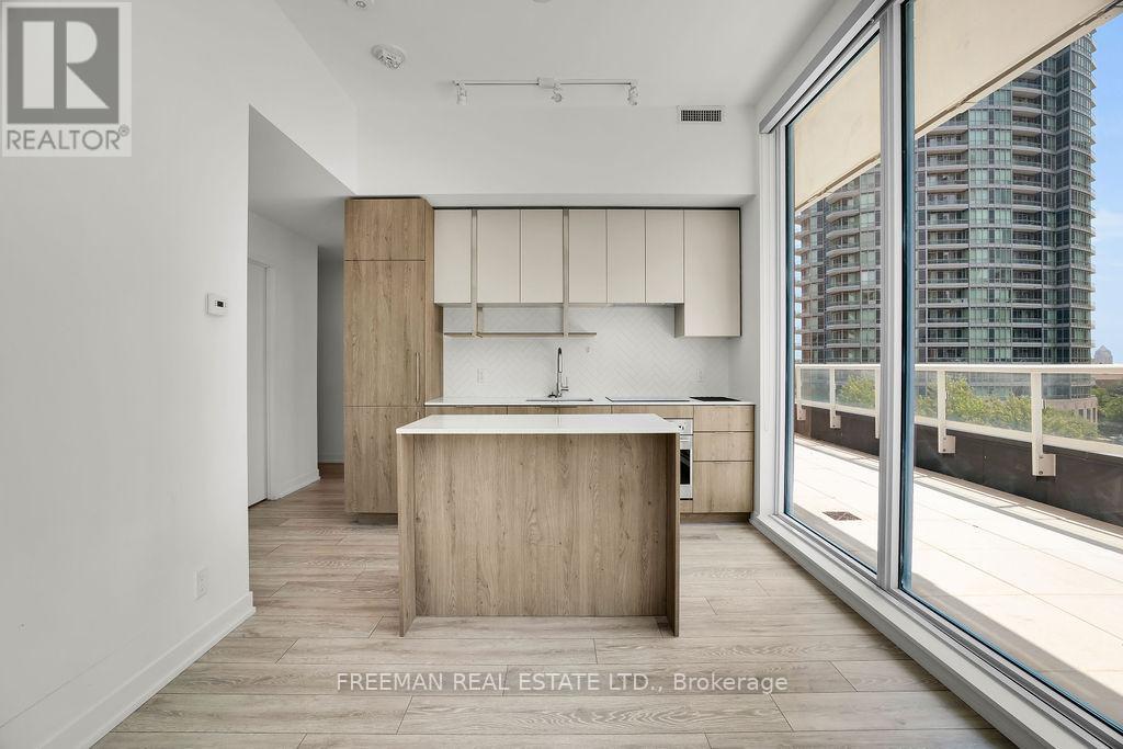 MLS® listing #28722780 for sale located at 402 - 15 HOLMES AVENUE