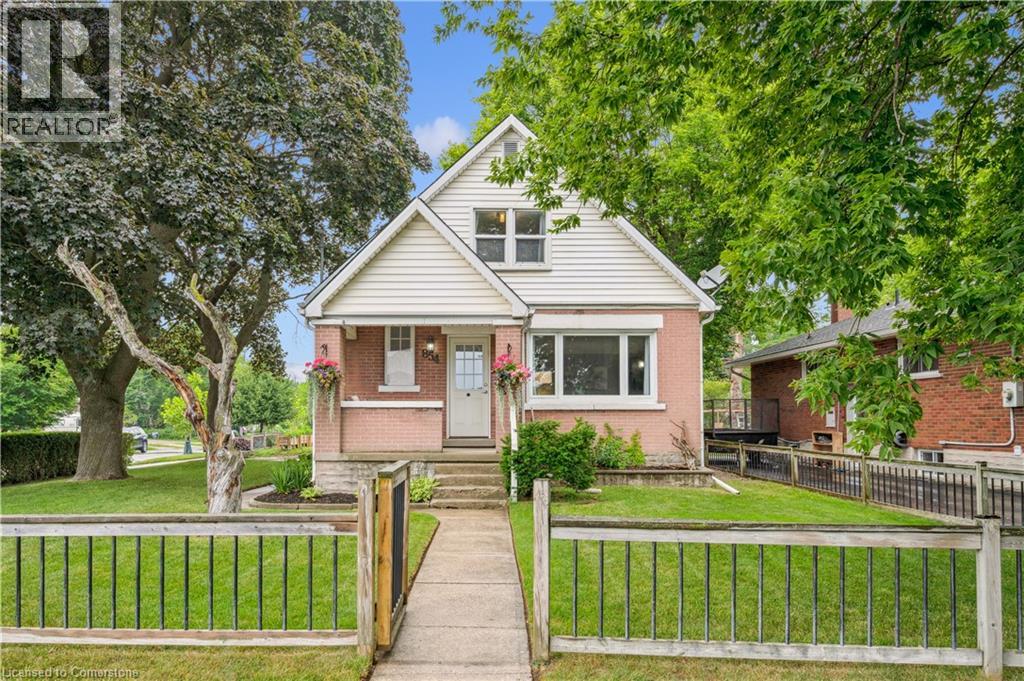 MLS® listing #28723110 for sale located at 854 GUELPH Street