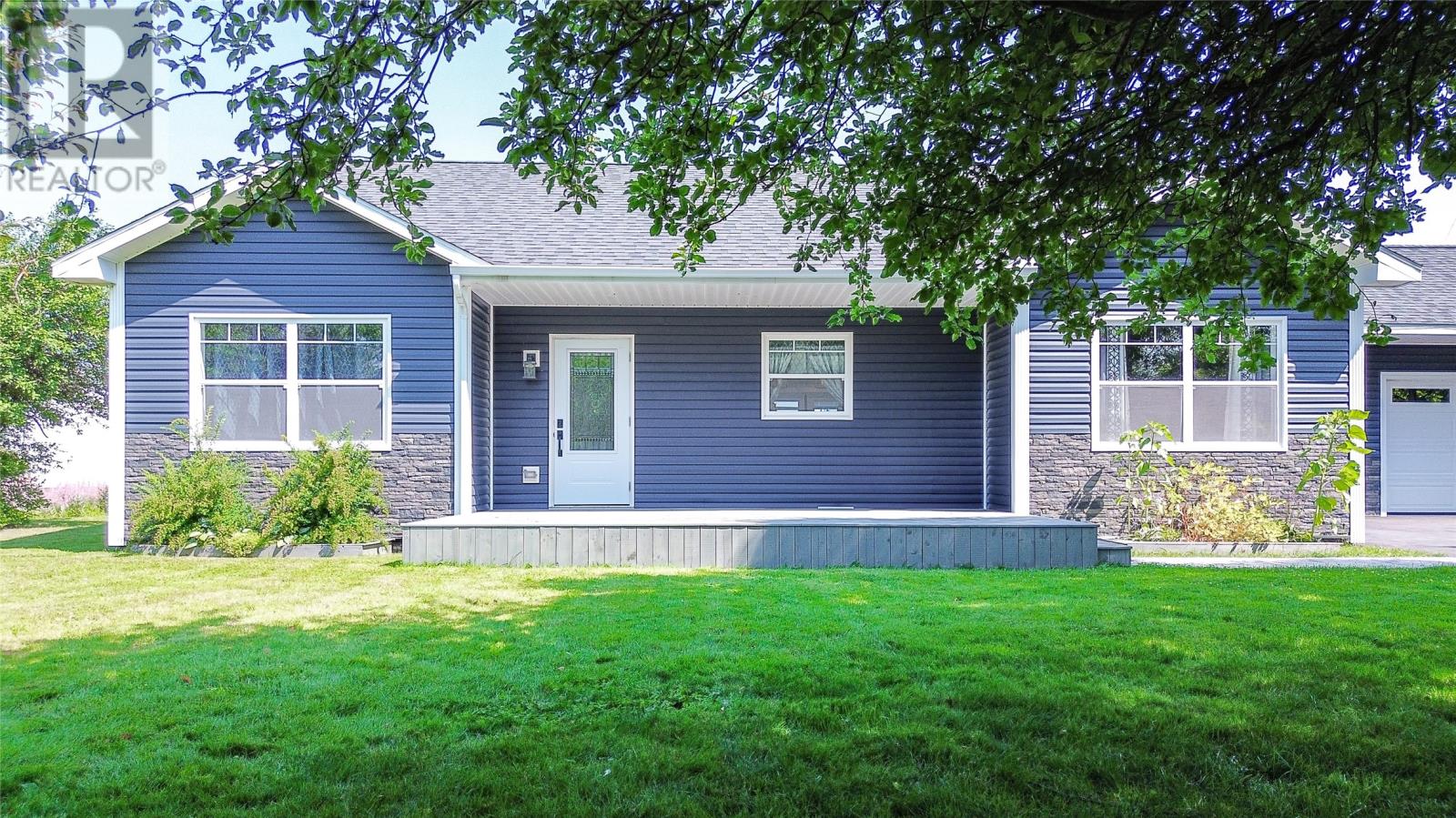 MLS® listing #28726697 for sale located at 120 Pioneer Drive