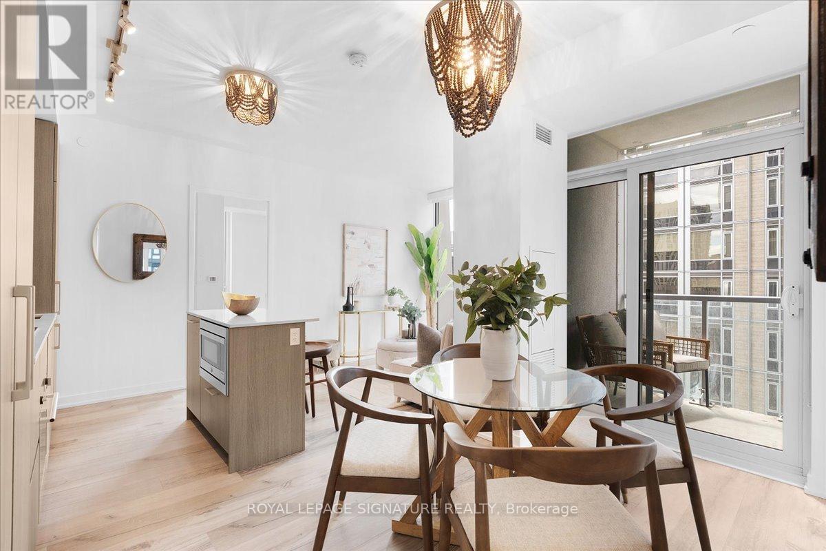 MLS® listing #28728224 for sale located at 1402 - 1 YORKVILLE AVENUE