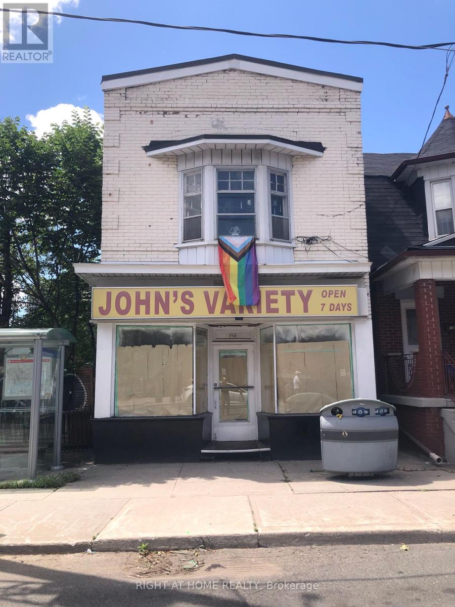 MLS® listing #28729188 for sale located at 782 DOVERCOURT ROAD