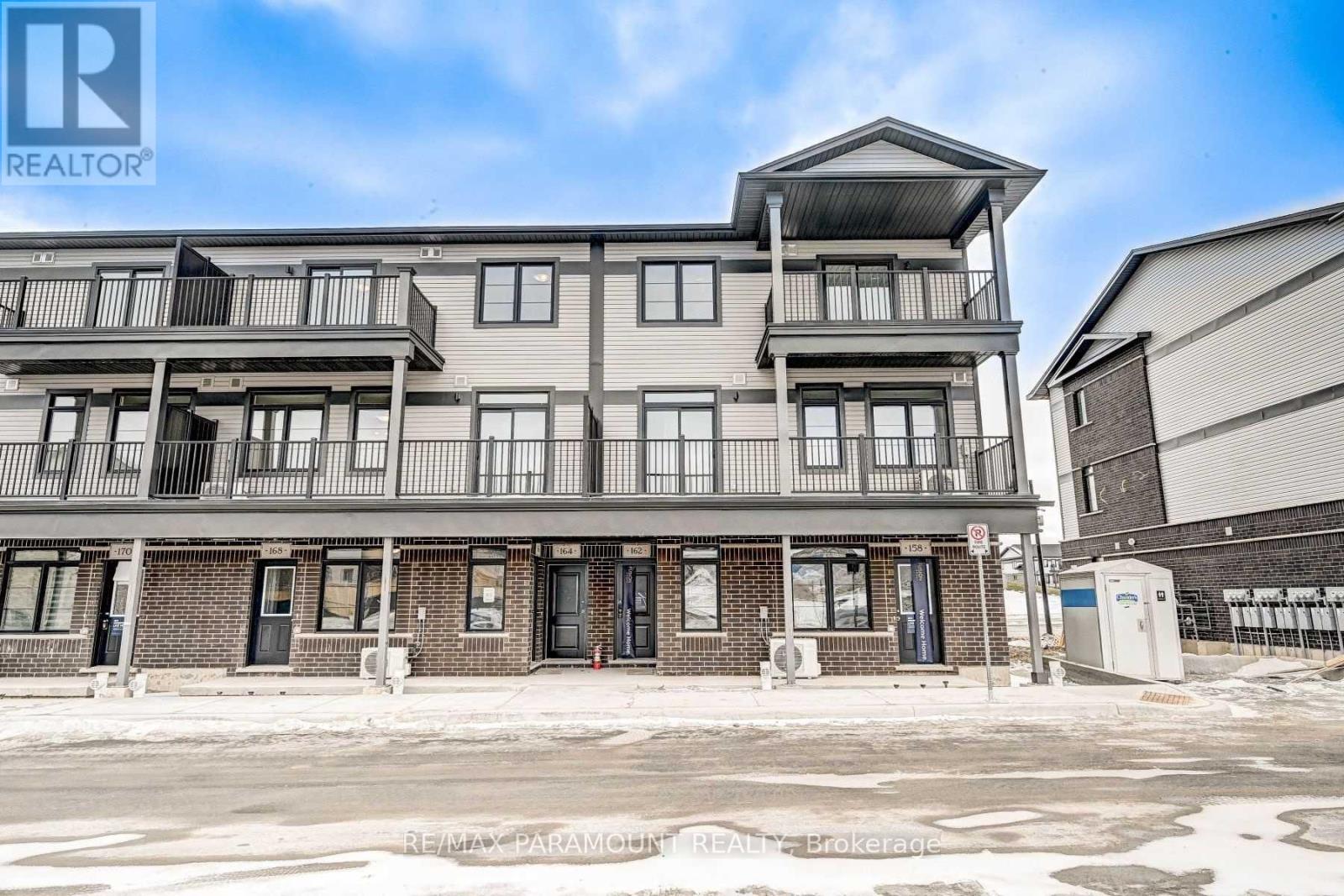 MLS® listing #28729679 for sale located at 162 OAT LANE