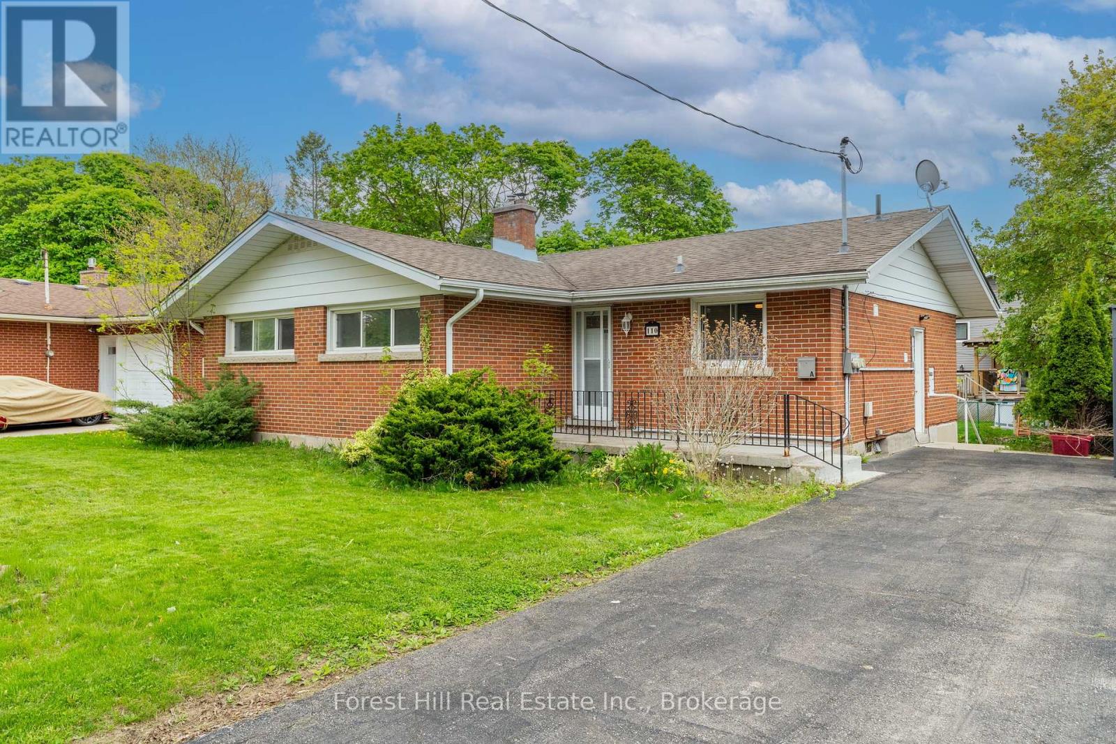 MLS® listing #28730917 for sale located at 110 STONYBROOK DRIVE