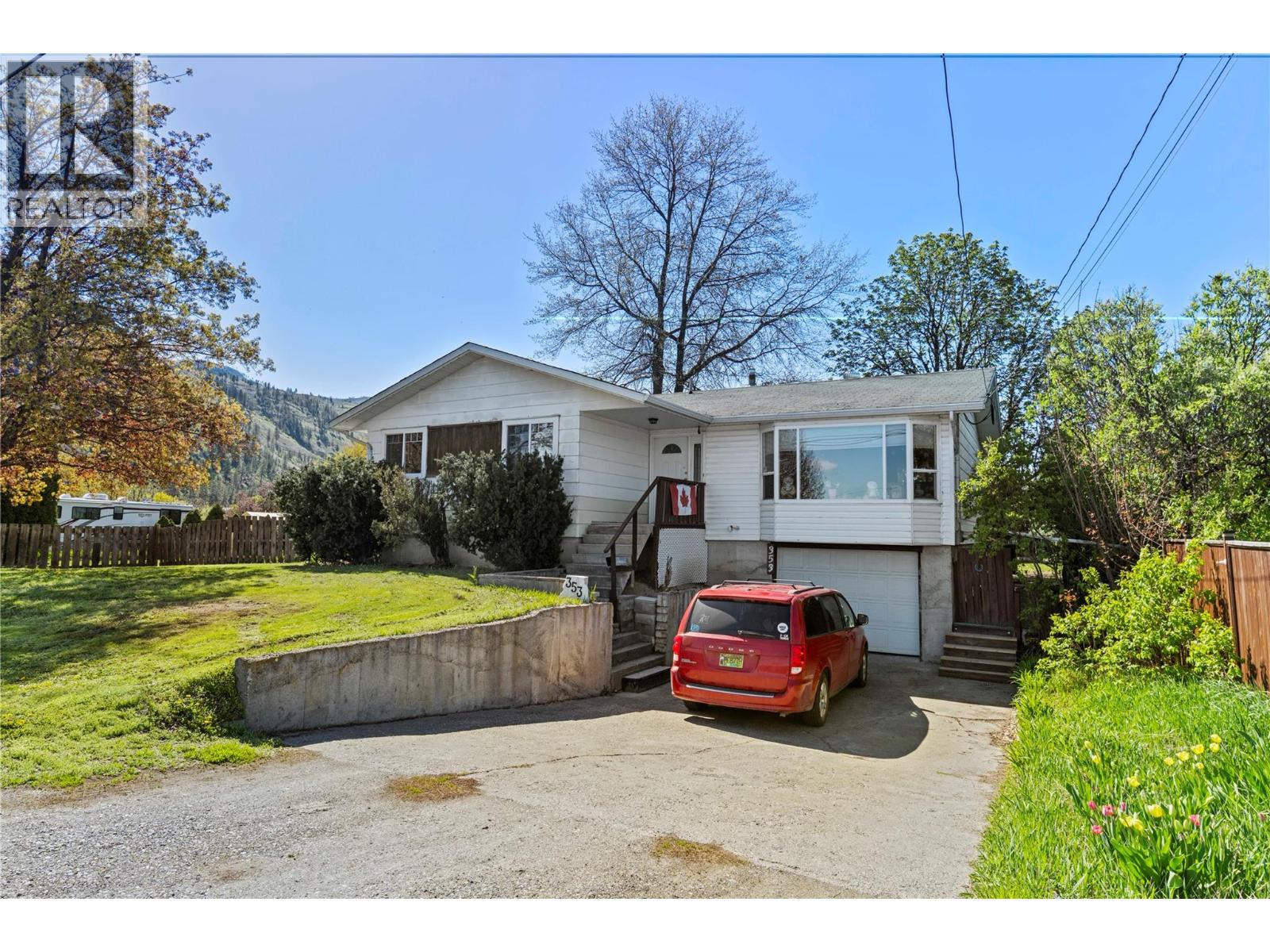 MLS® listing #28734737 for sale located at 353 Reighmount Drive