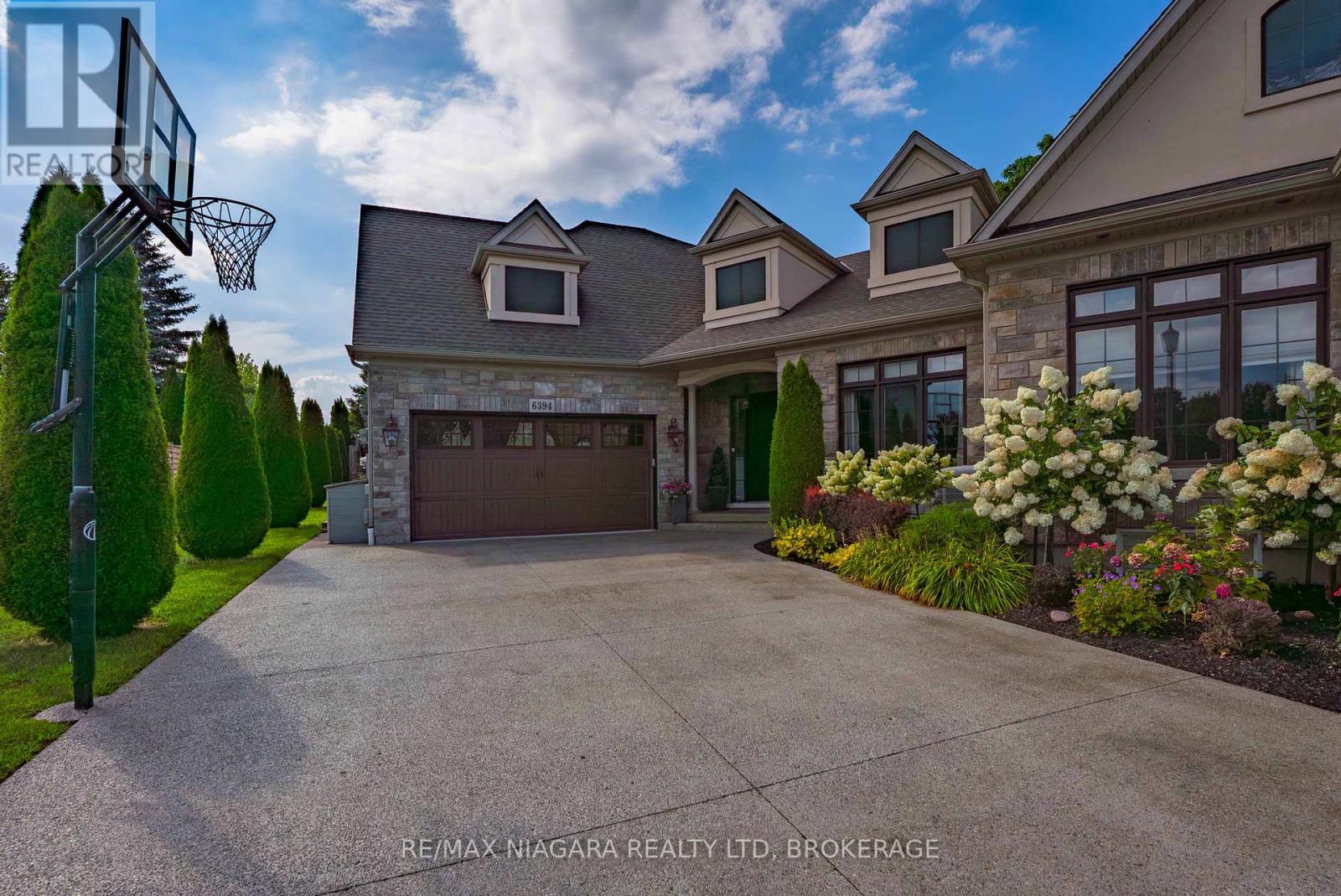 MLS® listing #28737534 for sale located at 6394 PINESTONE ROAD