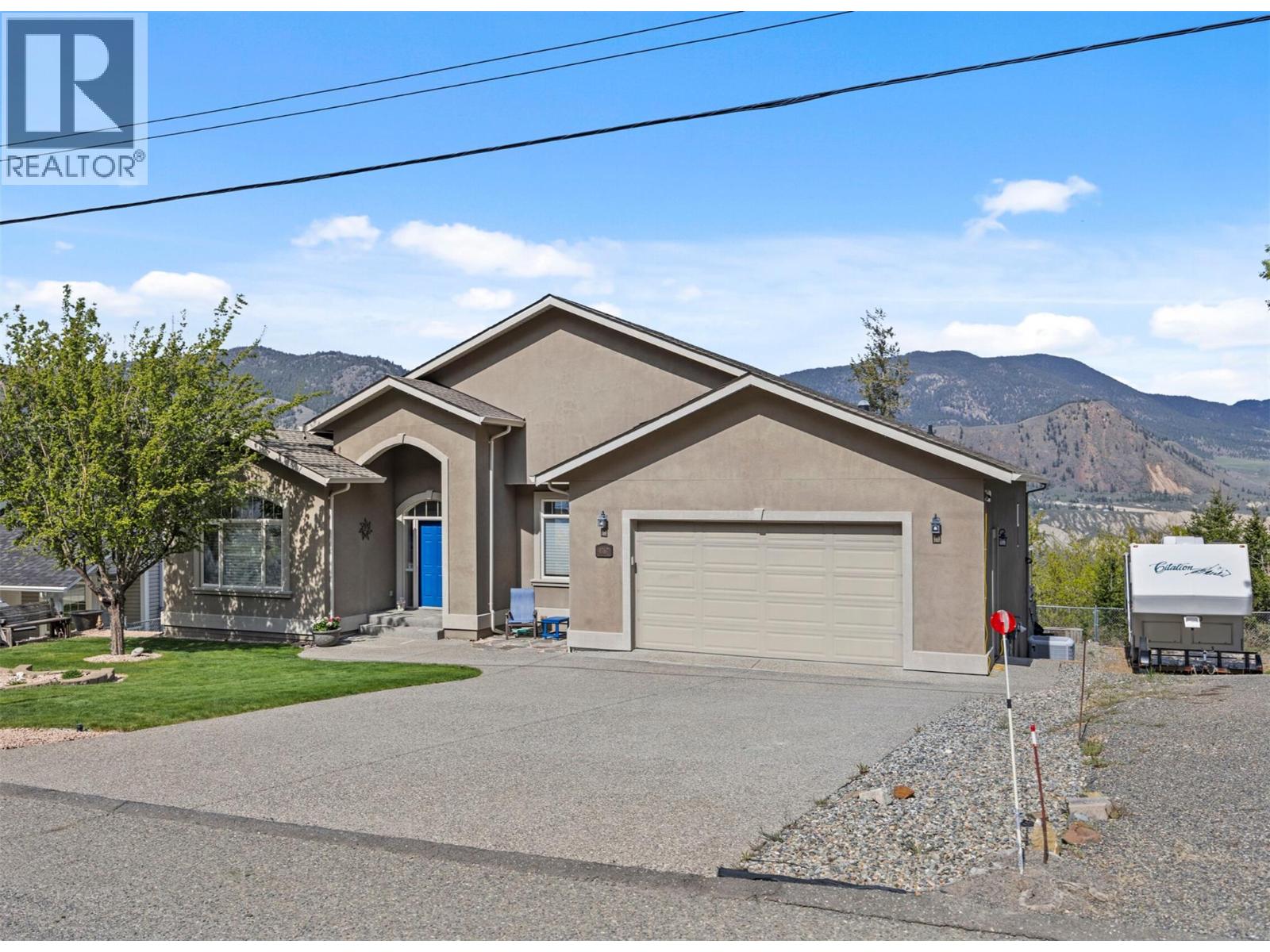 MLS® listing #28739222 for sale located at 4767 UPLANDS Drive