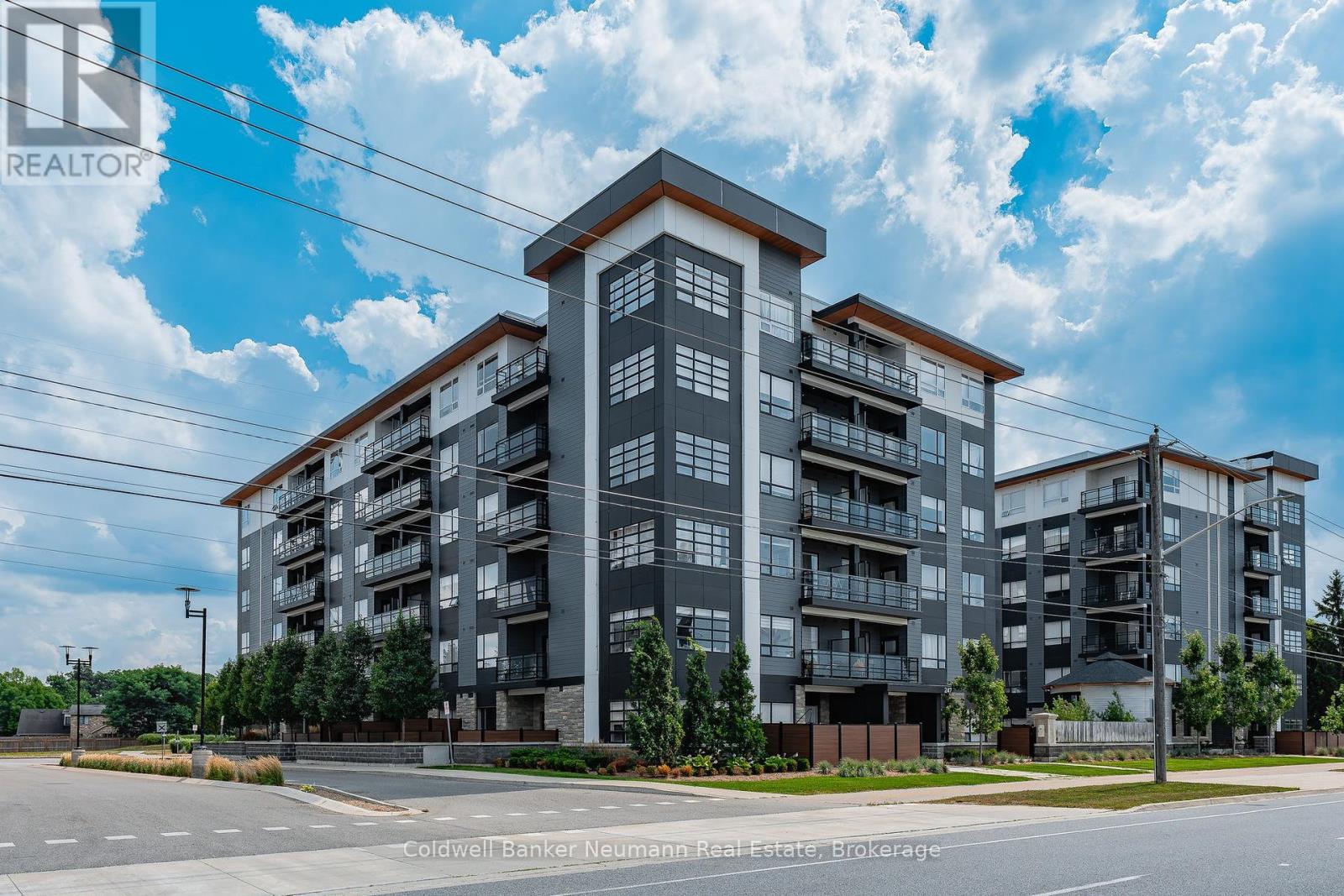 MLS® listing #28740238 for sale located at 210 - 247 NORTHFIELD DRIVE E