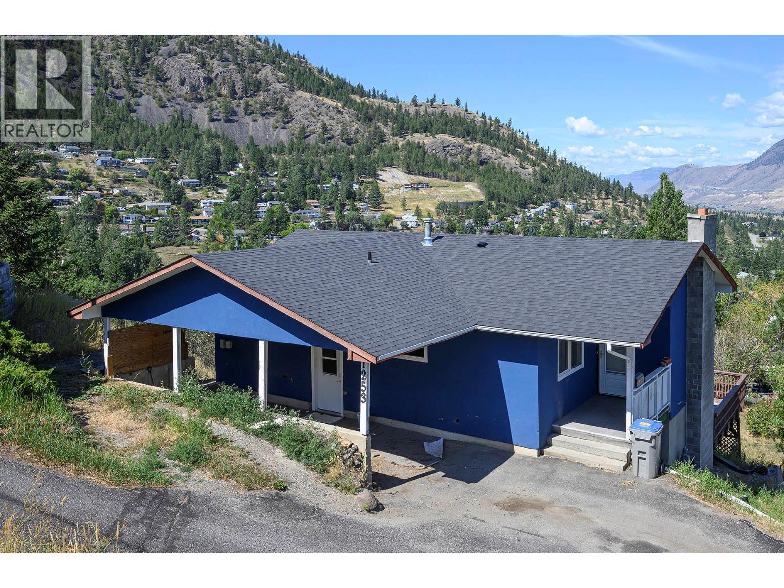 MLS® listing #28741001 for sale located at 1253 HIGHRIDGE Drive
