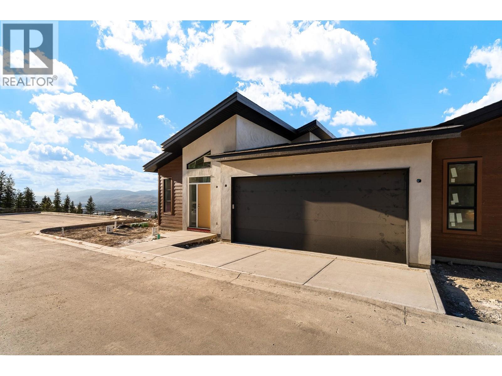 MLS® listing #28741055 for sale located at 2400 Coldwater Drive Unit# 140