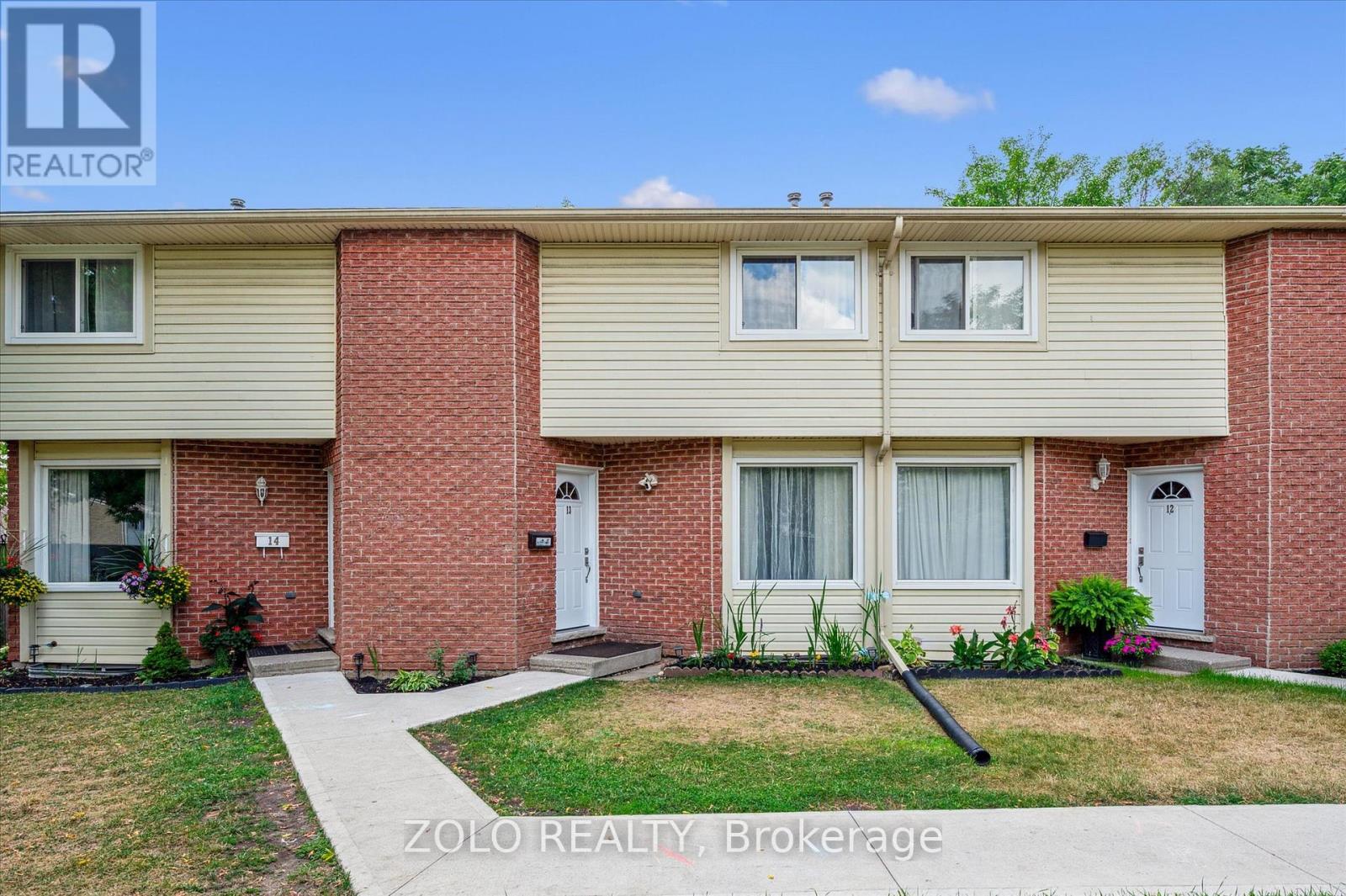 MLS® listing #28743377 for sale located at 13 - 203 FAIRWAY RD N ROAD