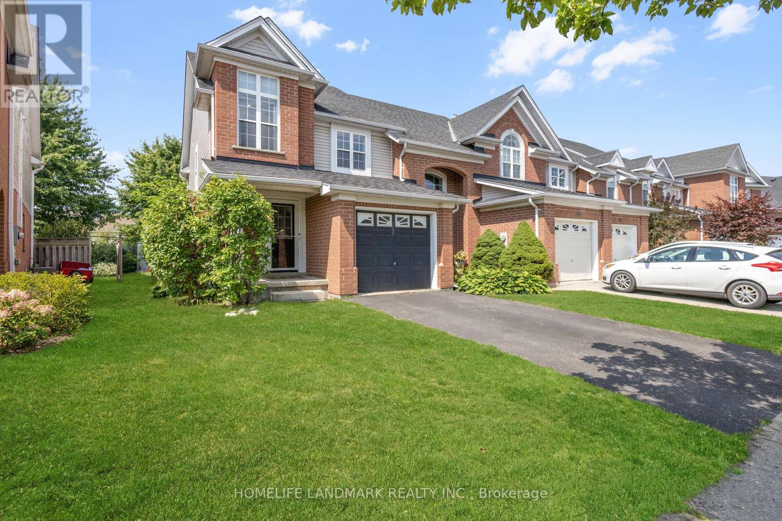 MLS® listing #28744213 for sale located at 568 BEAVER CREEK CRESCENT
