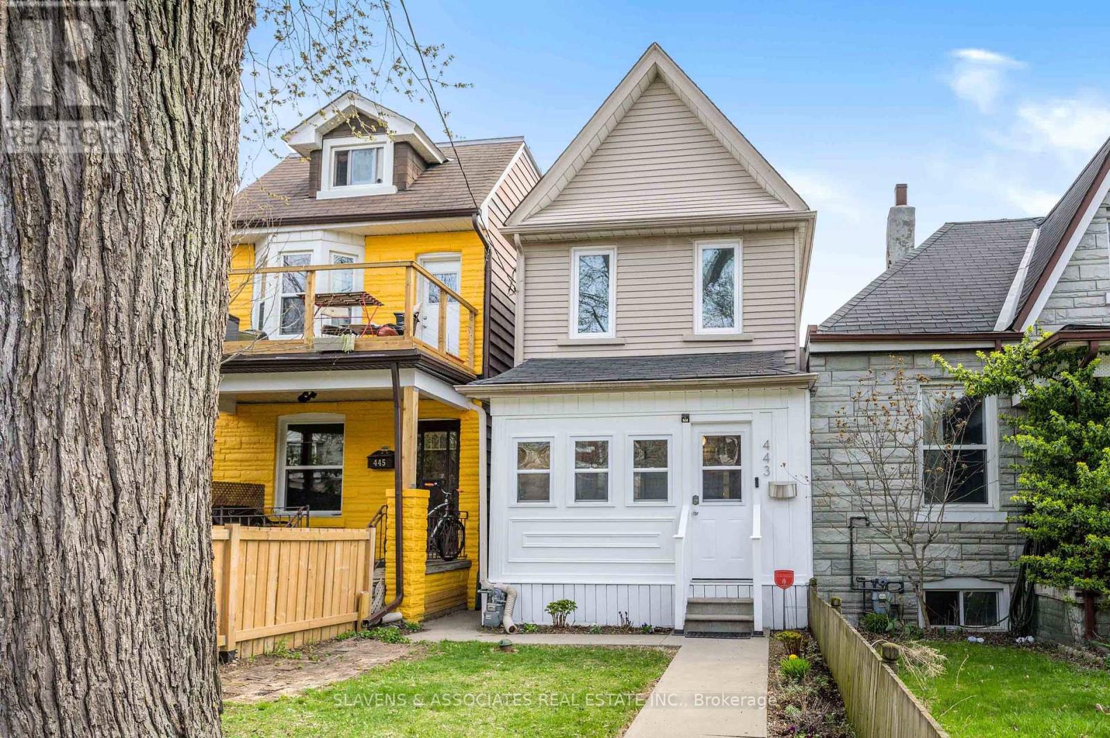 MLS® listing #28744879 for sale located at 443 CONCORD AVENUE