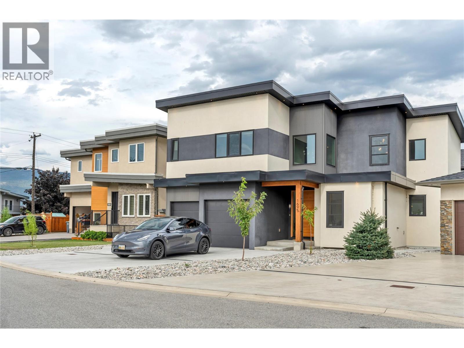 MLS® listing #28745362 for sale located at 1695 TREFFRY Place