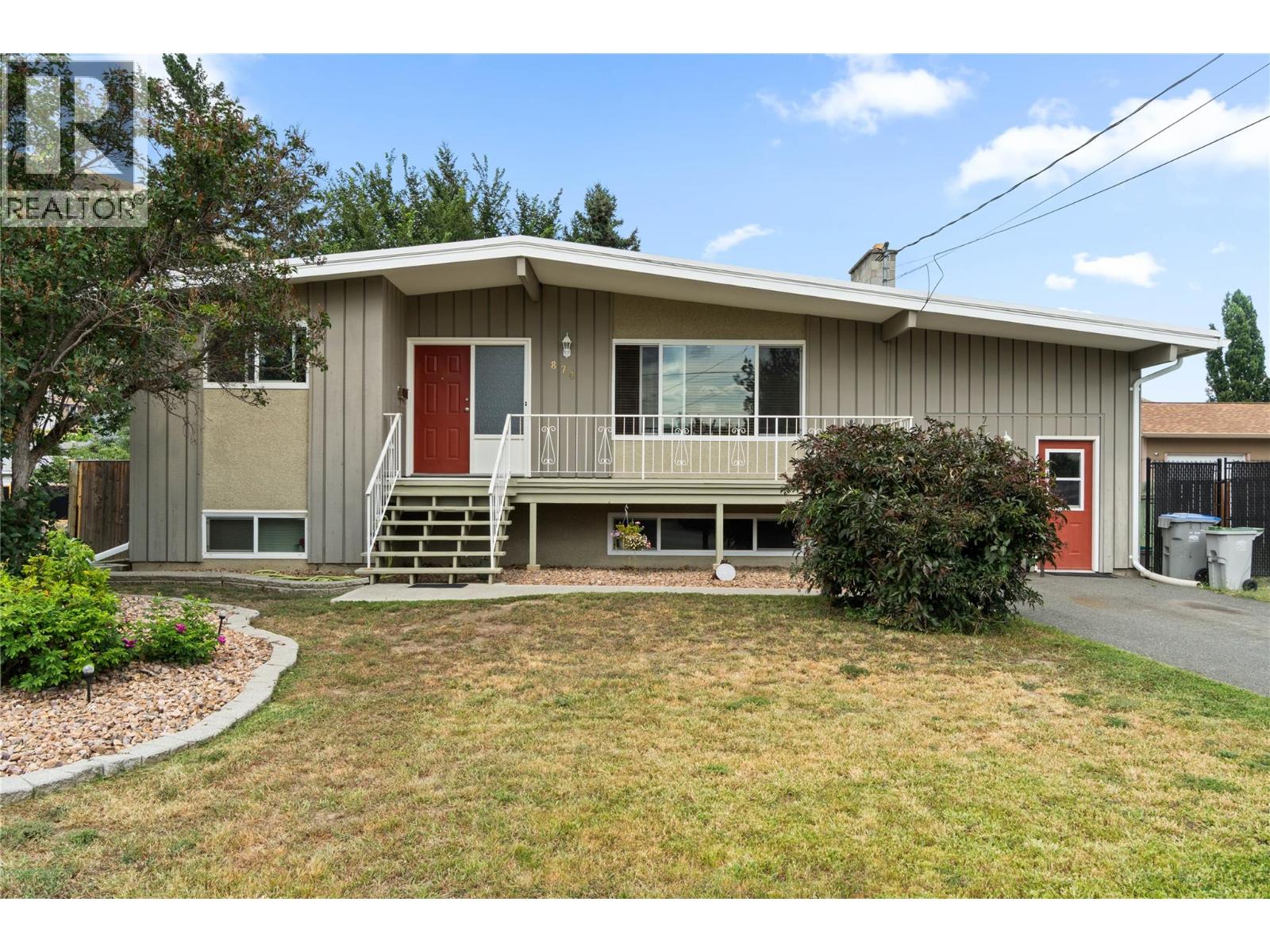 MLS® listing #28746773 for sale located at 874 DEVER Drive