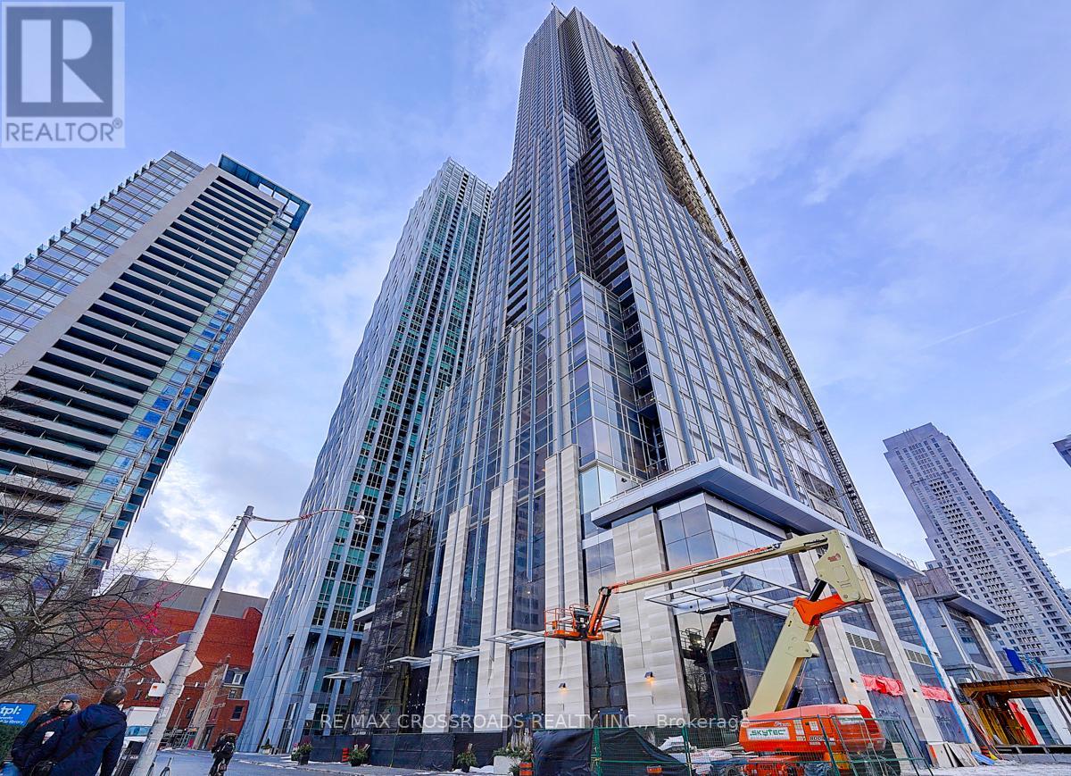 MLS® listing #28746910 for sale located at 1607 - 11 YORKVILLE AVENUE