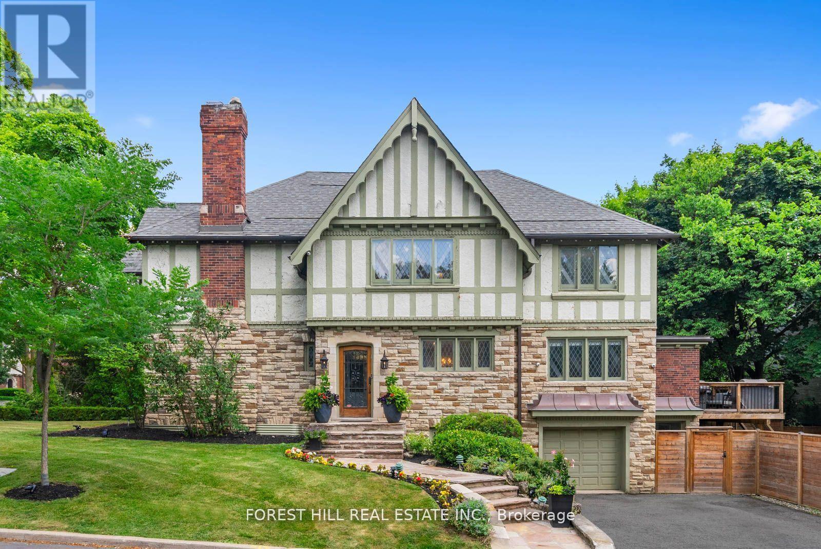MLS® listing #28747470 for sale located at 39 AVA ROAD