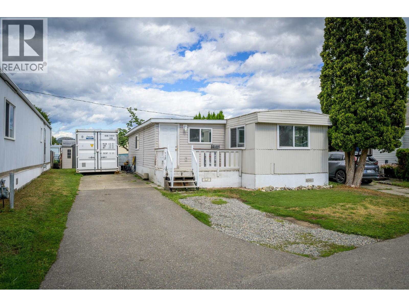 MLS® listing #28747614 for sale located at 2400 OAKDALE Way Unit# 112