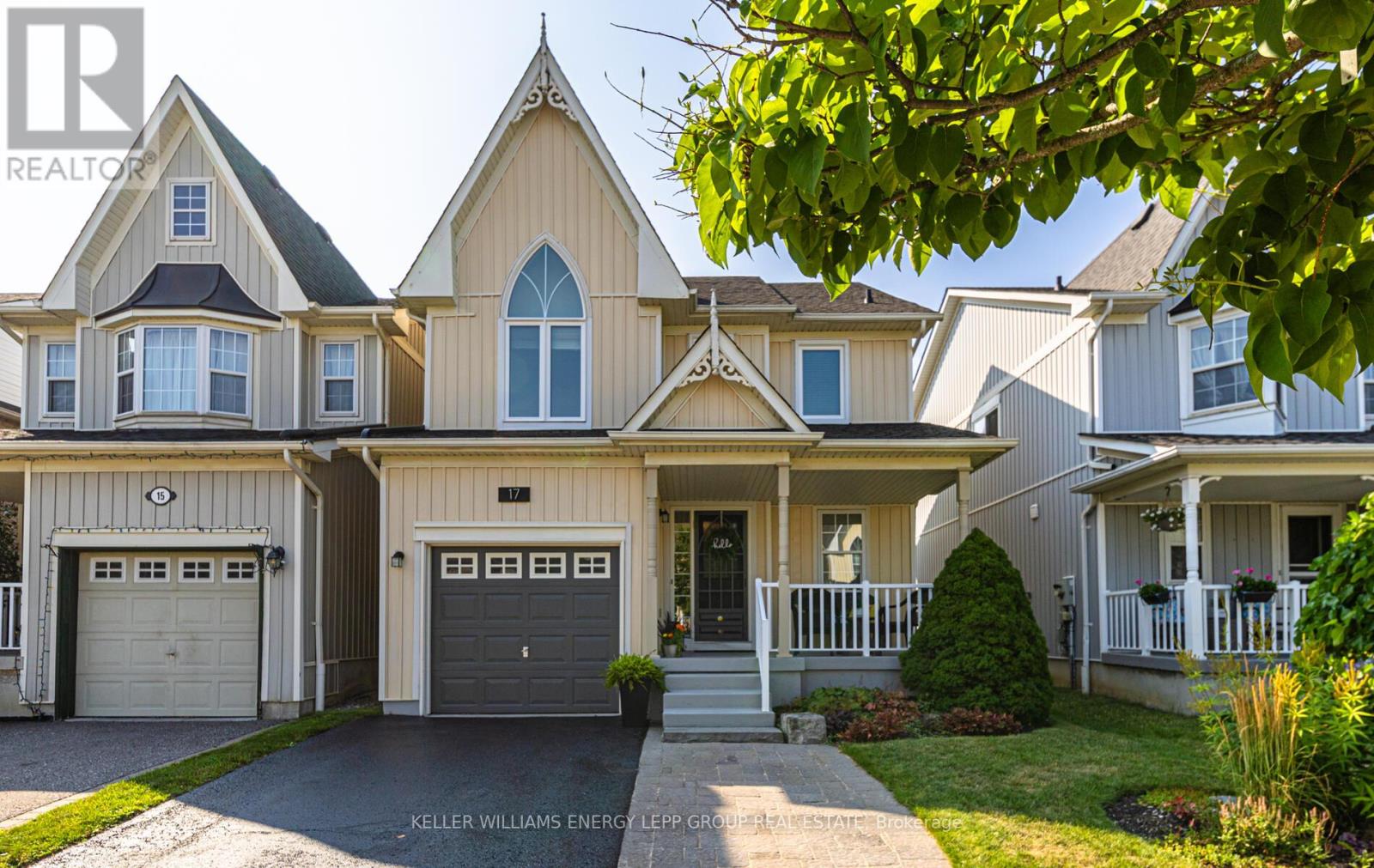 MLS® listing #28749232 for sale located at 17 BEAUMARIS CRESCENT