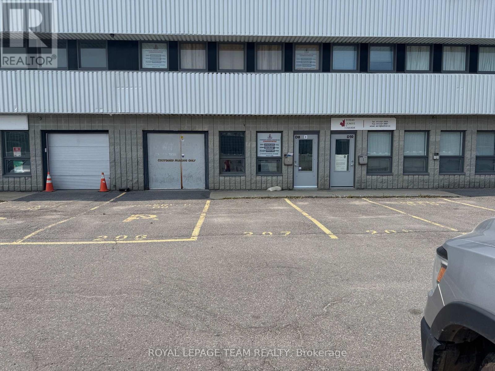 MLS® listing #28749422 for sale located at D8 - 2285 ST. LAURENT BOULEVARD