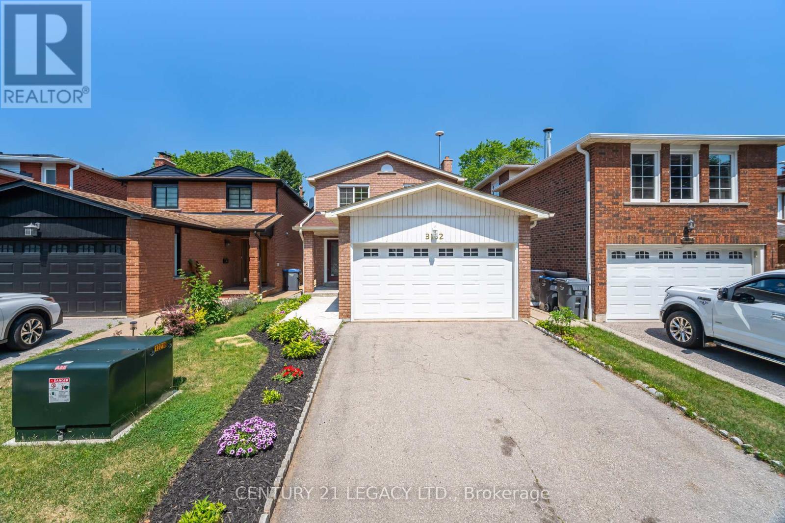 MLS® listing #28749491 for sale located at 3182 BRACKNELL CRESCENT
